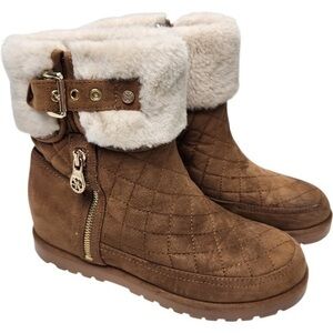 Guess Brown Quilted Winter Boots with Faux Fur